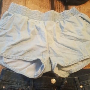 Light blue short